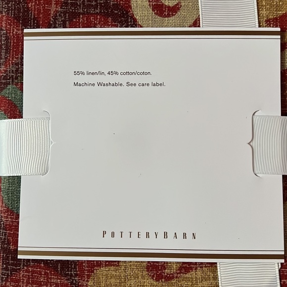 Madera duvet cover by pottery barn. - Picture 3 of 3